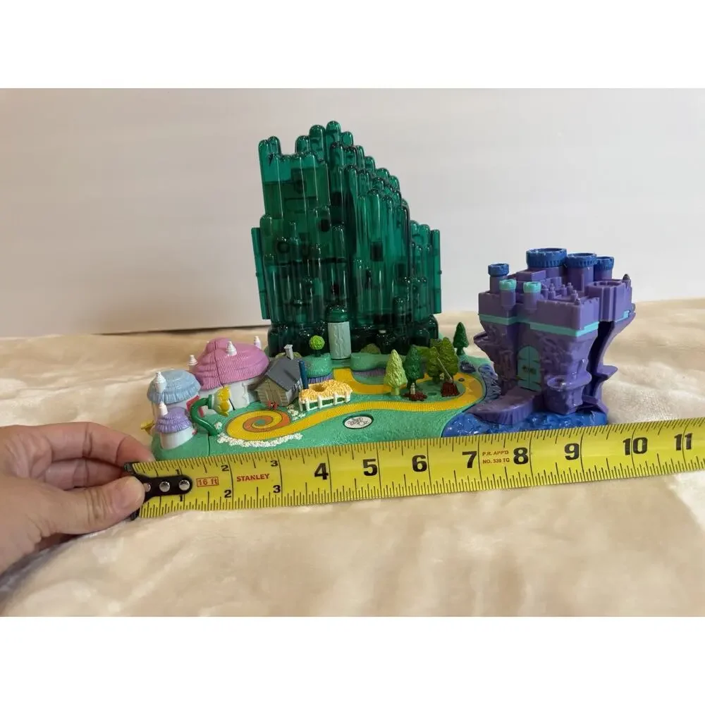 2001 Polly Pocket Wizard of Oz Emerald City Playset Working Lights No Figures